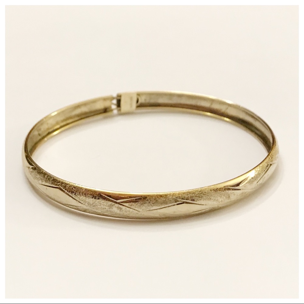 Vintage Sterling Silver Bangle